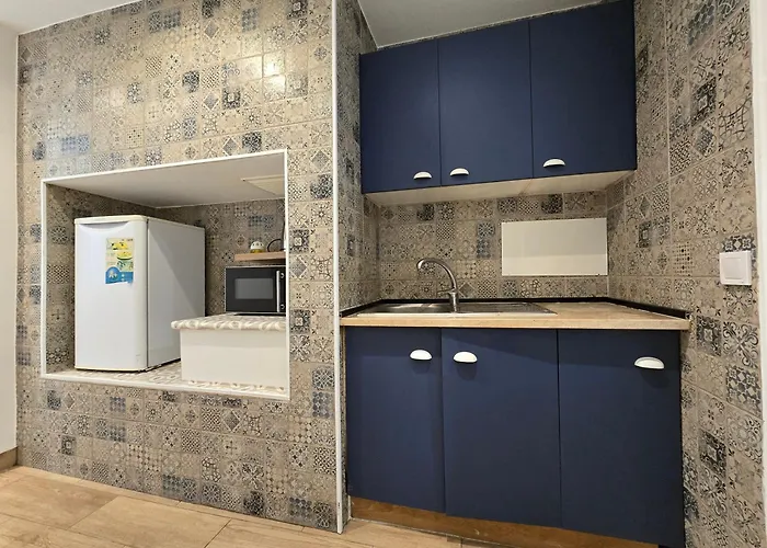 Campeao De Fabulas Lda